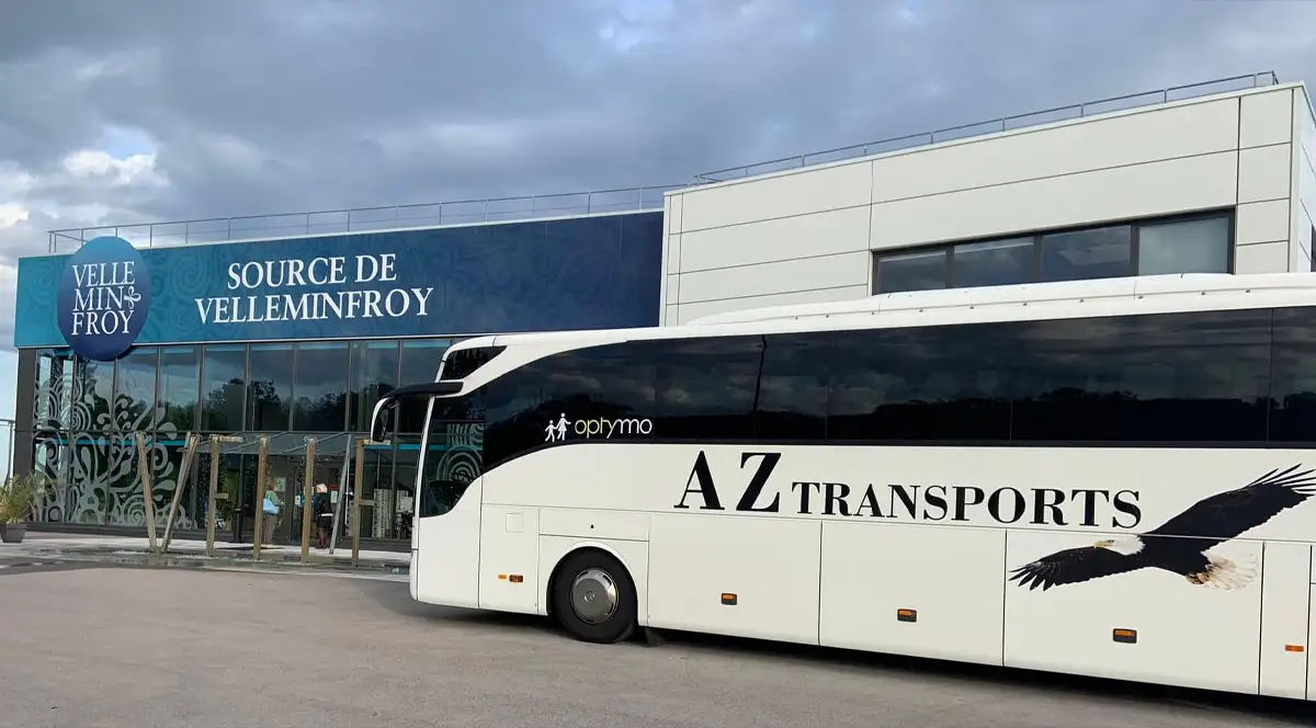 autocar AZ TRANSPORTS au source de VELLEMINFROY